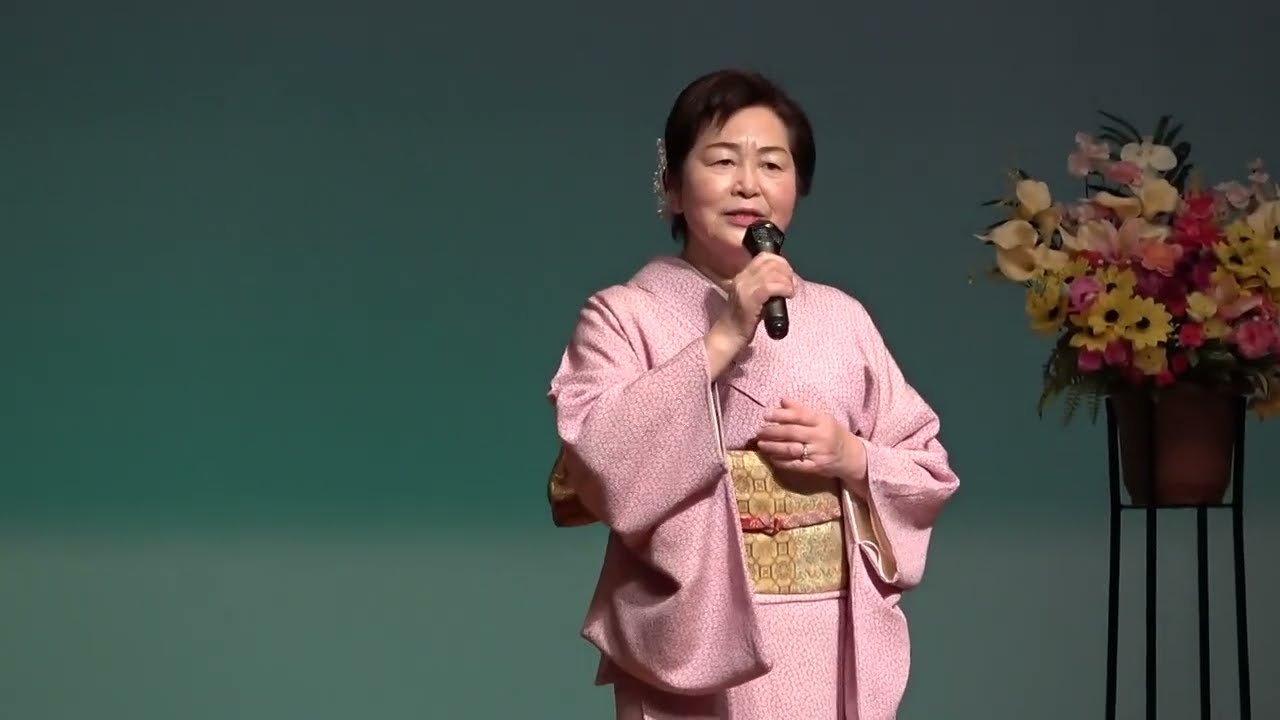 37.石原三枝子 なみだ望郷風岬 - YouTube