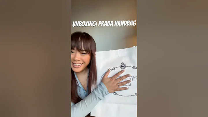 Prada Bag Unboxing #prada #unboxing #luxuryunboxing #shortsfeed #aloyoga #holtrenfrew #pradanylon