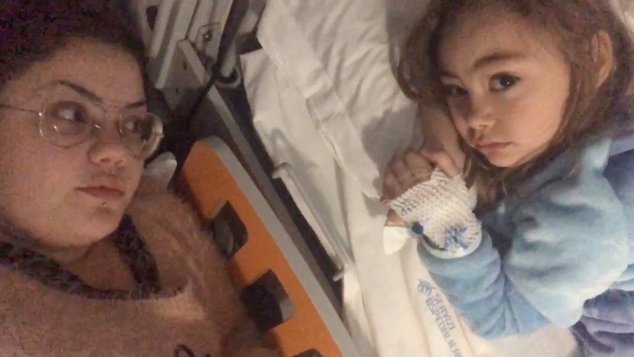 PRIMI GIORNI DI LARA RICOVERATA IN OSPEDALE / chiara paradisi