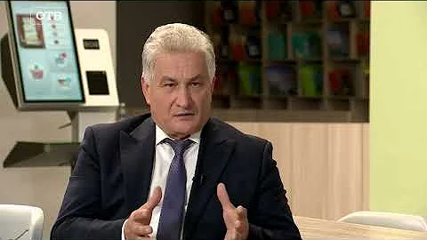 Допустимо ли учителю выкладывать на личных страничках публиковать откровенные фото?