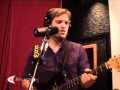 Capture de la vidéo Cold War Kids Performing "Royal Blue" On Kcrw