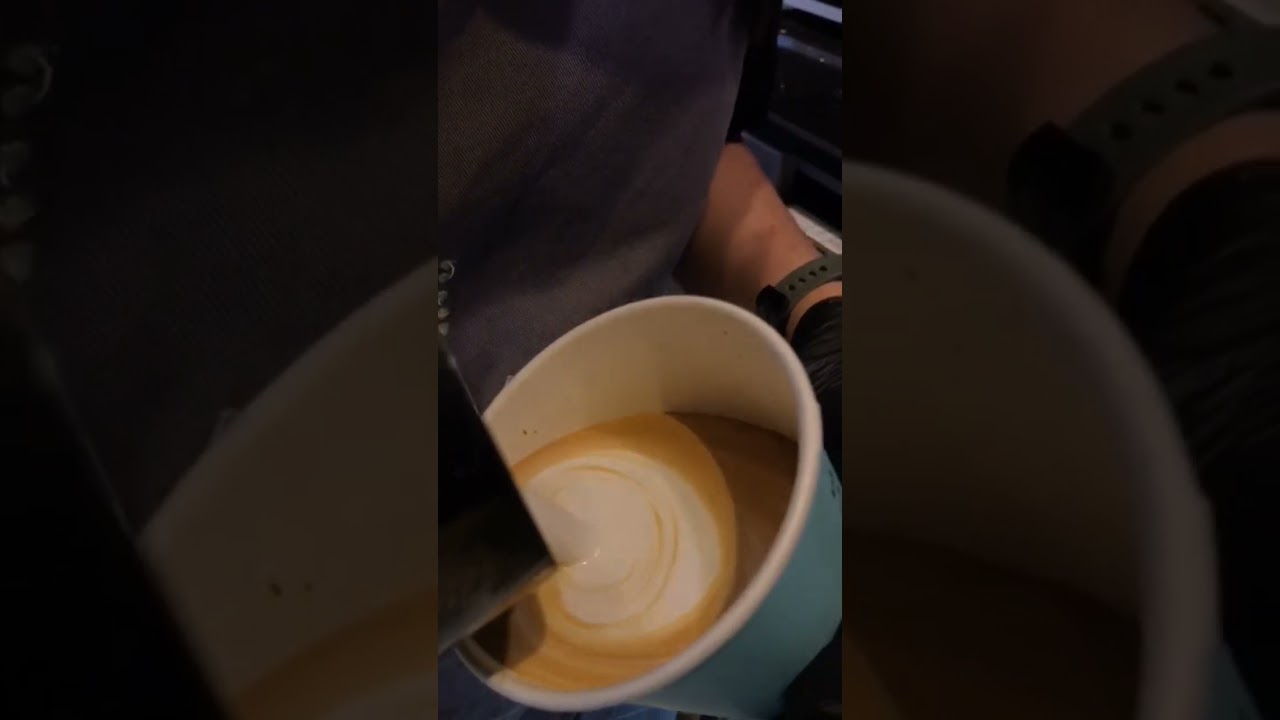 heart 💗 in paper cup #coffee #barista #latteart #shorts #coffeelover #short #shortsvideo