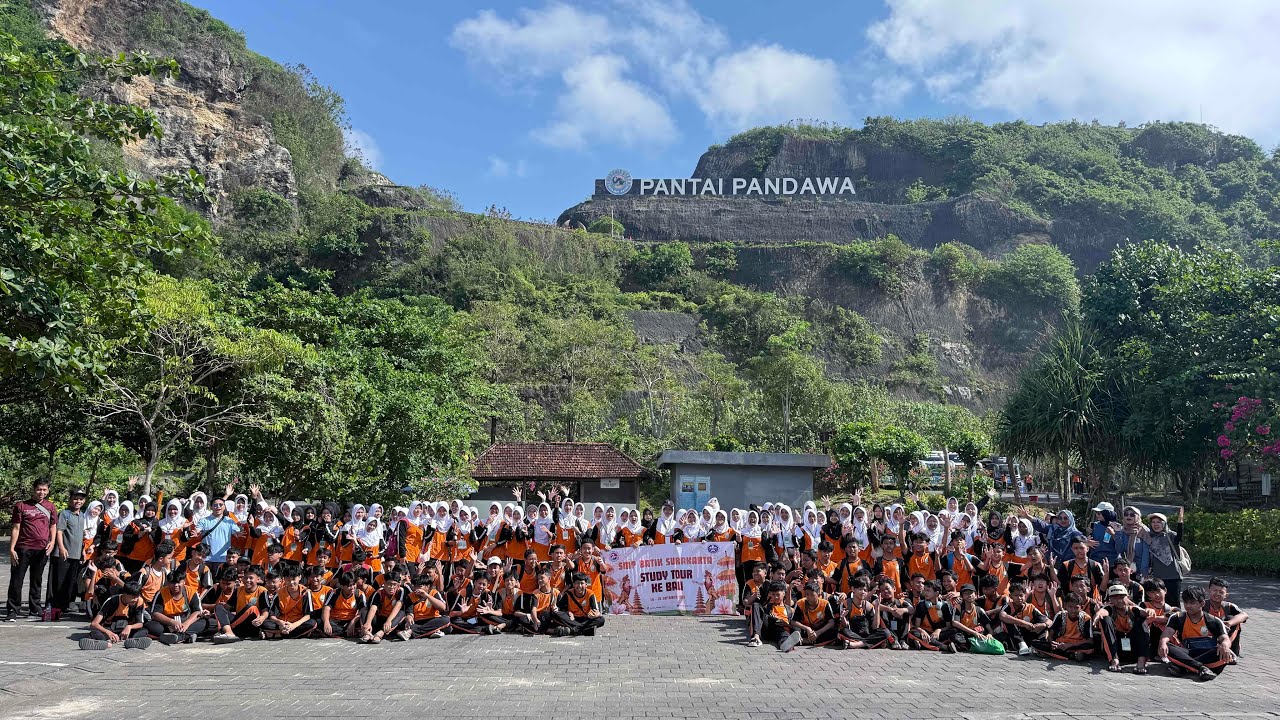 TRIP SERU SMP BATIK SURAKARTA HILING KE BALI 14-18 oktober 2025