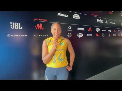 Ana Cristina was the top scorer, with 13 points, in Brazil's victory against France
