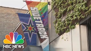 Chicago gay bars boycott Bud beers over Dylan Mulvaney flap