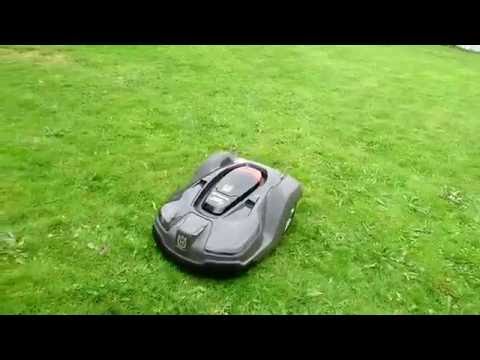 Газонокосилка-робот Husqvarna Automower 450X в действии