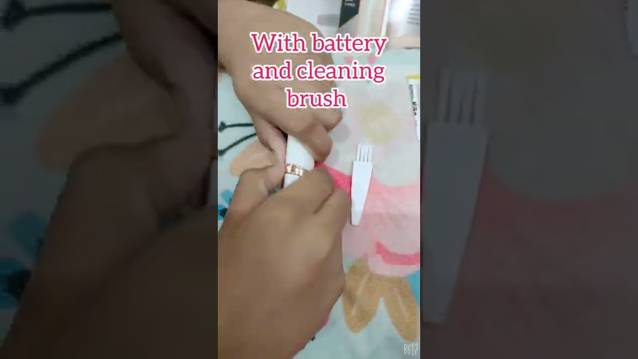 Flawless brows eyebrow trimmer 