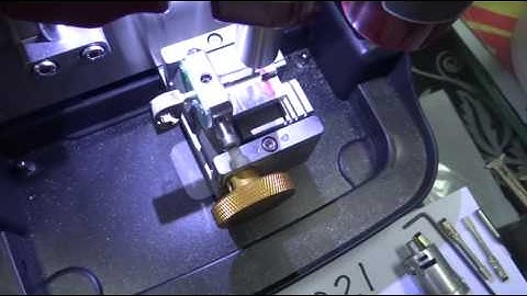 Automatic V8/X6 Key Cutting Machine cut ford fo21-www.thekeyprom8.com