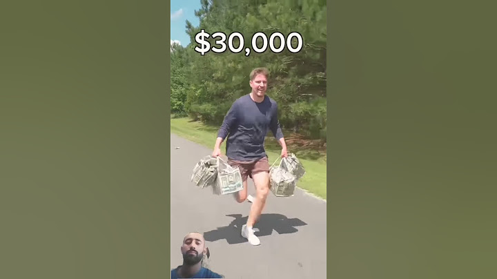 sprinting with more and more money 💲💲💲💲#mrbeast #sprinting #shorts #dollar #youtubeshorts