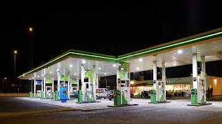 LIVE! | Back at The Gas Station! | Shift at Midnight