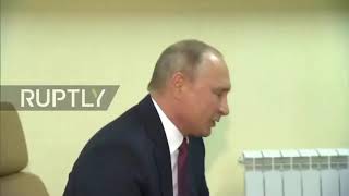 Wow !😯 Putin congrats Khabib after he defeated Mcgregor