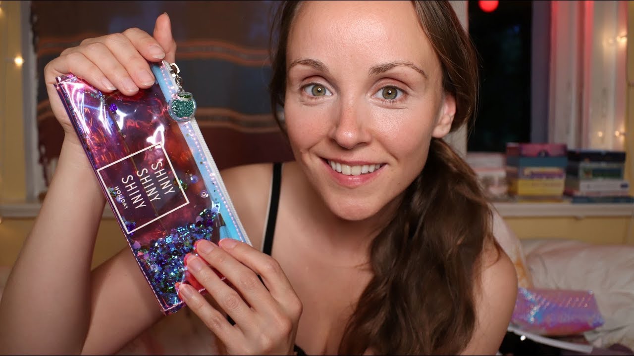 Dein GANZ NORMALER, LANGWEILIGER ASMR Livestream (Flüstern, Lachen, Austauschen, sanfte Trigger)