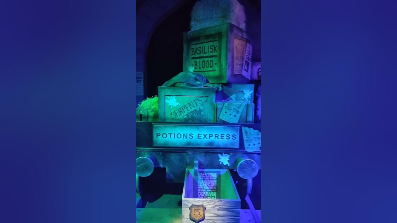 Join me at Hole in the Wand, Blackpool! Harry Potter UV crazy golf