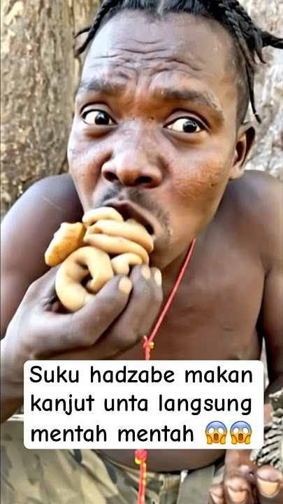 Hadzabetribe makan kanjut unta #hadzabetribe #primitive #veo3 #ai #sukupedalaman #africa #short