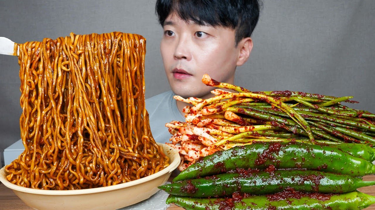 [와차밥] 불닭볶음면 + 짜파게티 생파김치 고추김치 요리 먹방 Spicy Ramen & Green Onion Kimchi ASMR MUKBANG REAL SOUND EATING