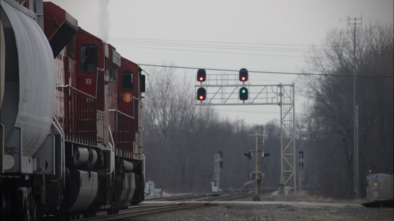 Railfanning CP379 in Kendallville Indiana 