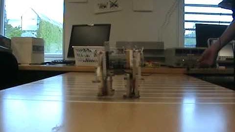 Walking LEGO robot (back view - robot 2)