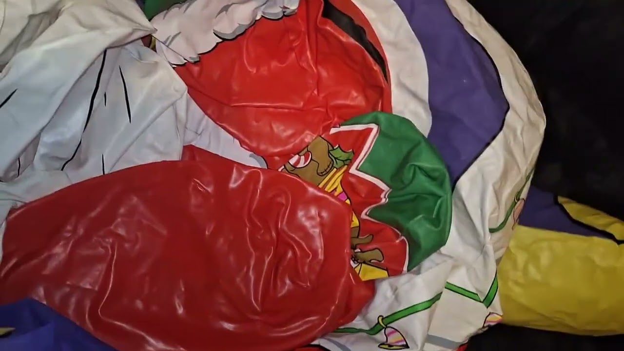 Intex Inflatable Santa On A Sled Deflate 