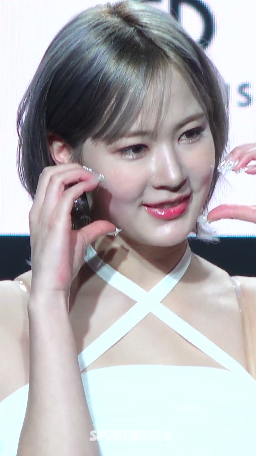 비웨이브 레나, 우아함 넘치는 포토타임