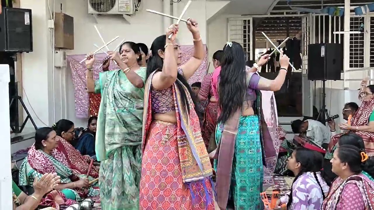 આનંદ ગરબો રાકેશ ઇશ્વર કાકા 