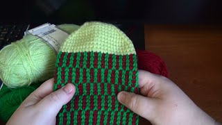 картинка: Новогодний Каминный носок тунисским крючком № 1 ч.