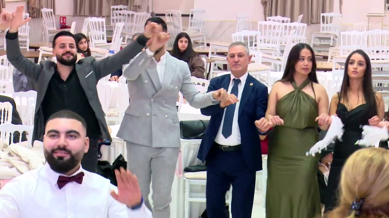 MEHMET BAKIRAY MELİSA İLE BARIŞ PARİS DÜĞÜNÜ SALLAMA YANBAGLAMA