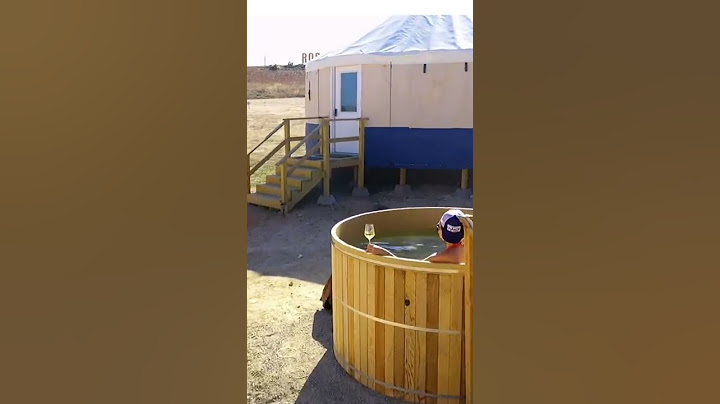 Hot tubbin’ @ Johnny Yurts #texaslife #texas #vacationvlog #yurt #adventuretravel #johnnyyurts