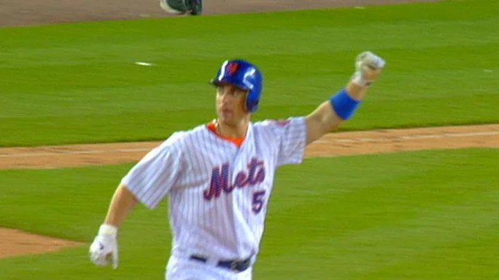 Ramon Castro scores on David Wright's walk-off hit