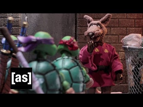 Splinter's Rock Bottom | Robot Chicken | Plávať pre dospelých