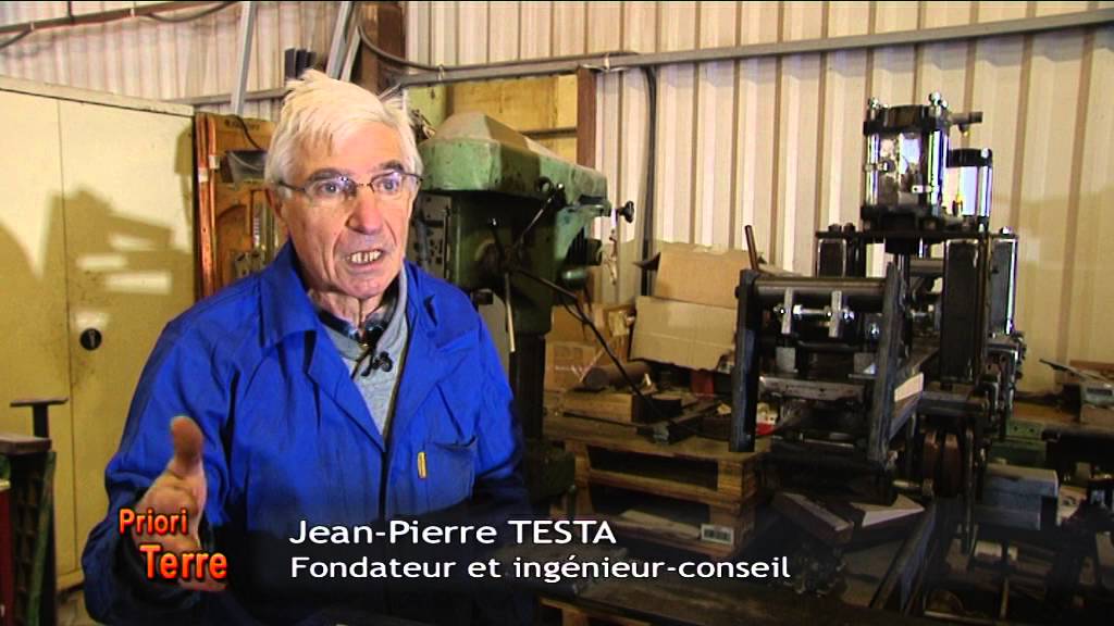 Prioriterre recycler le polyéthylène en mobilier urbain