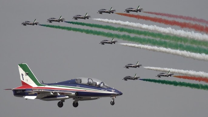 DVIDS - Images - Italy's Frecce Tricolori aerobatic team fly the skies of  Aviano [Image 9 of 12]