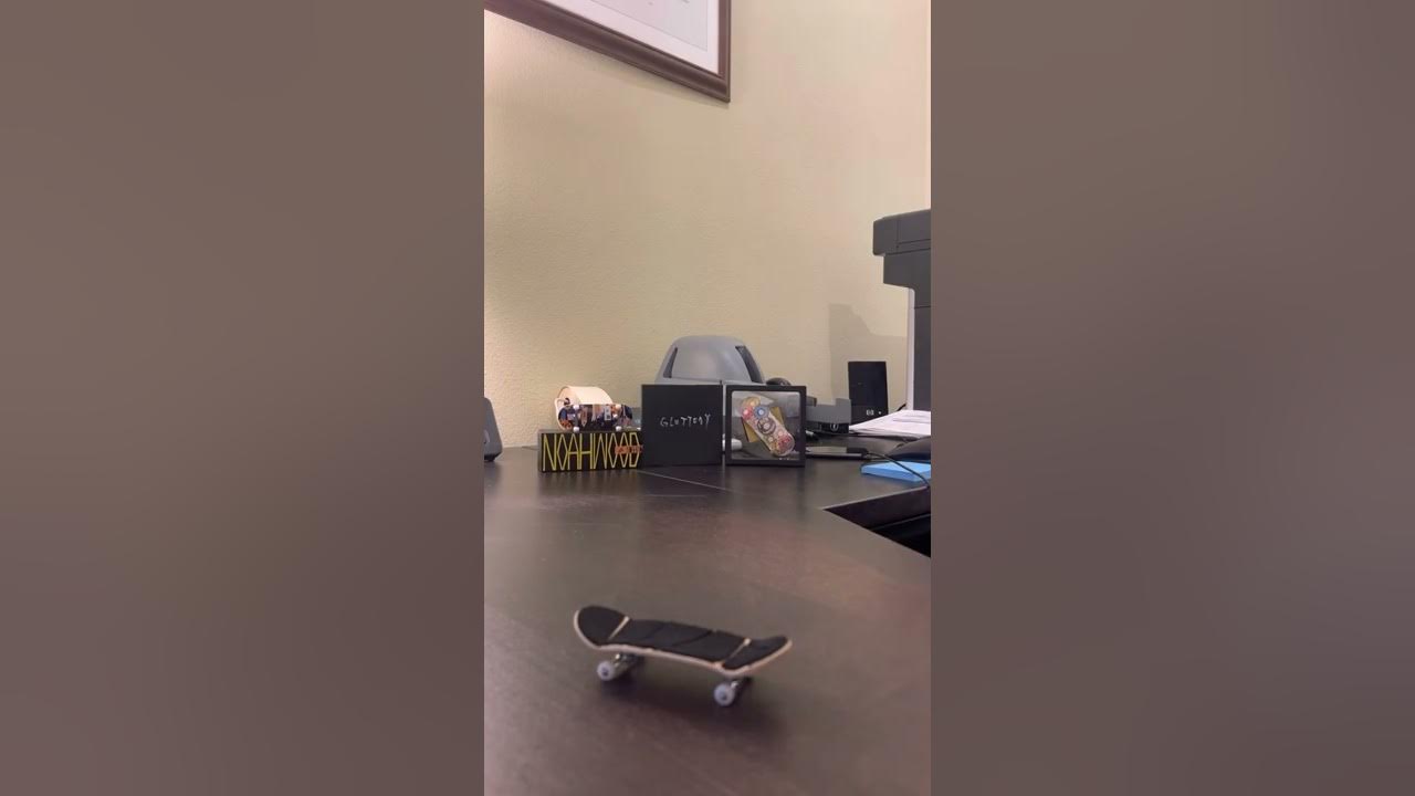 How to Kickflip on a fingerboard or tech deck! YouTube