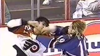 Brendan Witt vs Dan Kordic Mar 9, 1997