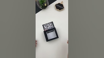 Make Your Own Cute 🥰😀Mini Desk Calendar At Home / DIY Calendar 2022  #shorts #youtubeshorts