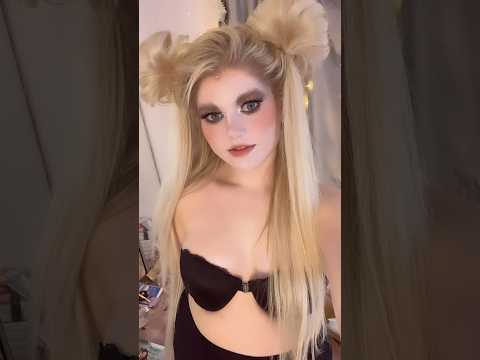 What’s in your head 😽 #blonde #music #housemusic