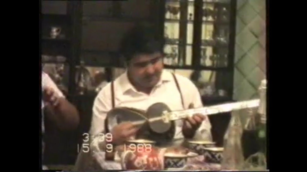 1988 йил | Отажон Худайшукуров | хамда Абдухошим Исмоилов | файзли даврада дустлари билан бирга !