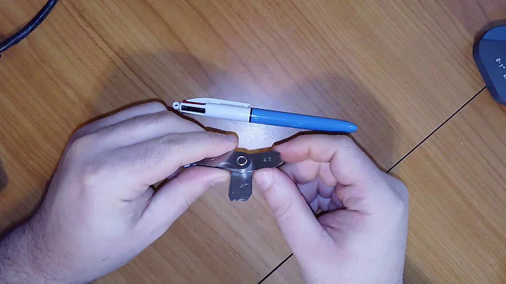 Using a Radius Gauge to Measure Curved Features