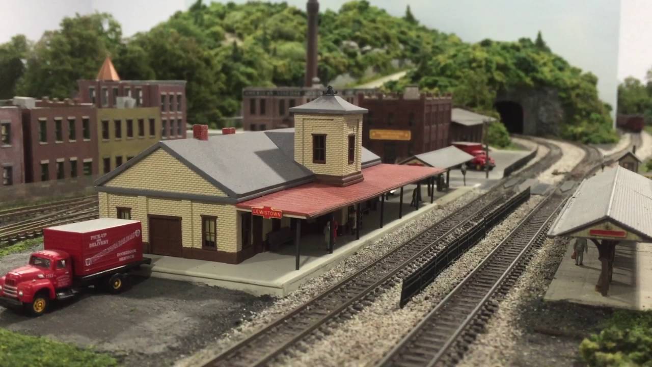 Train time at Lewistown, PA on N scale PRR Juniata Division YouTube