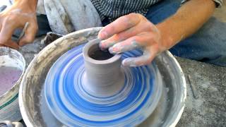 Throwing a Clay Cylinder on the Potters Wheel : 22 Steps (with Pictures) -  Instructables