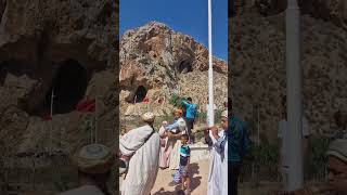 المنطقة الحدودية الجزائرية المغربية الشعب يرقص ويزغرت.