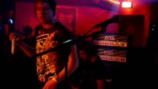 Parachutes - Hate Remains The Same live