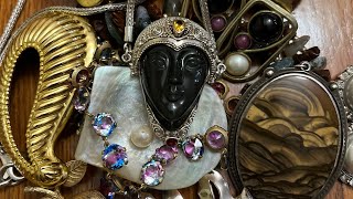 Vintage jewelry bag unbagging, Vintage sterling jewelry Haul !