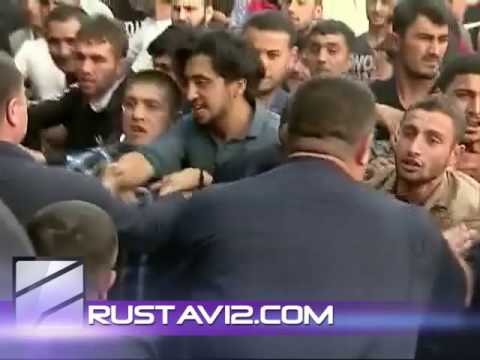 სასწრაფოდ მარნეულში 48 ე უბანს ქვებით და ხელკეტებით არბევენ