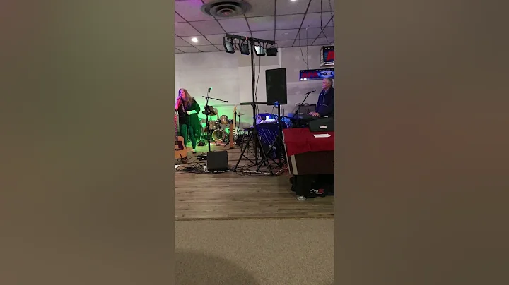 Sharon Garcia-   I cant make you love me; cover