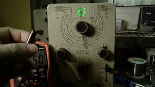 Heathkit IT-28 Capacitor Tester - Function test with 40uf and .01uf caps.