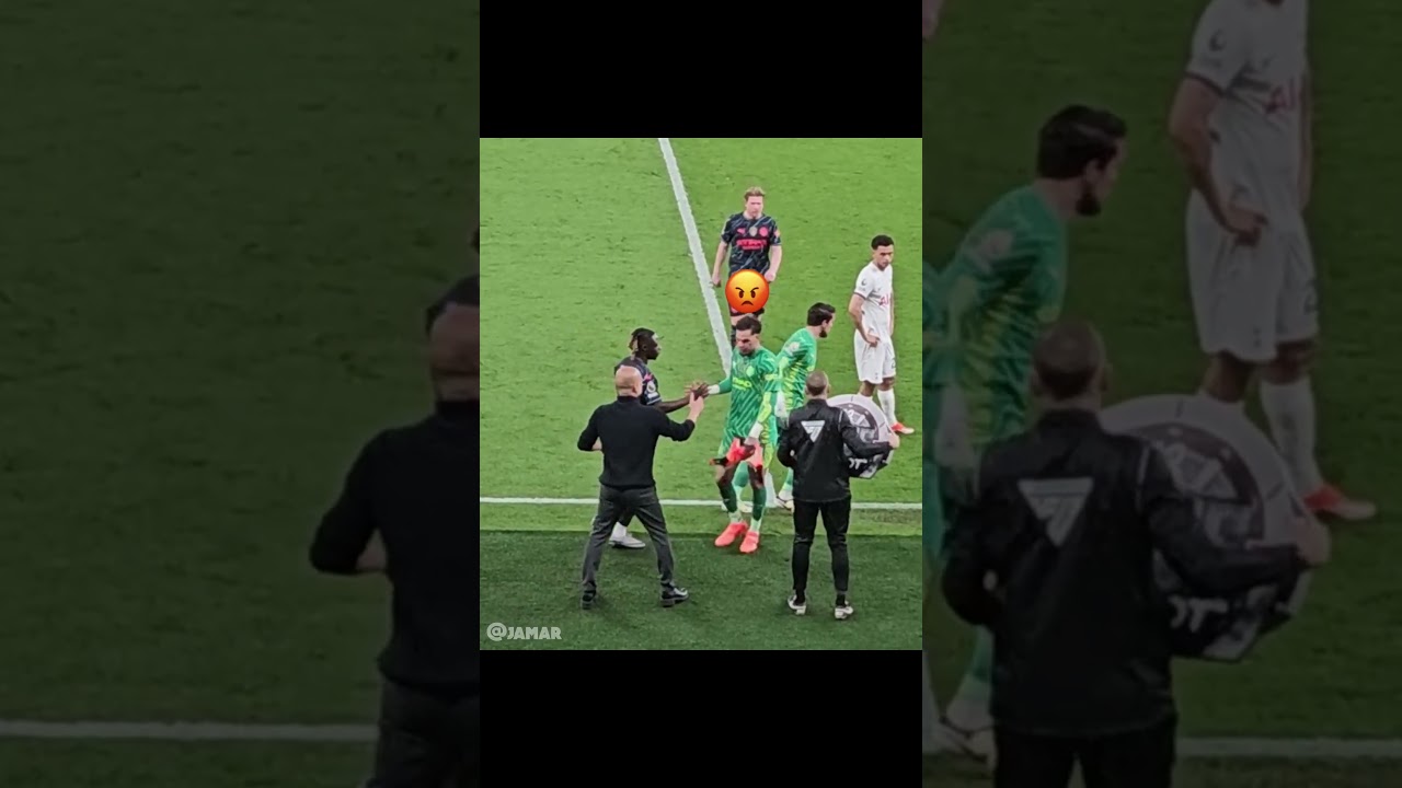 When Players Lose Control 😳#shorts #football #footballshorts