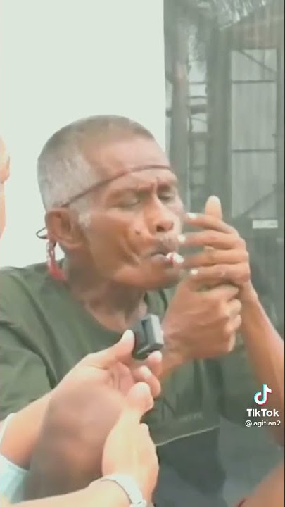 Pak Umar yg viral berbahasa Inggris.