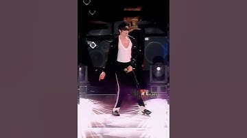 iconic moonwalk #michaeljacksonsong #michaeljackson #kingofpop #moonwalker #moonwalk #mjfan #legend