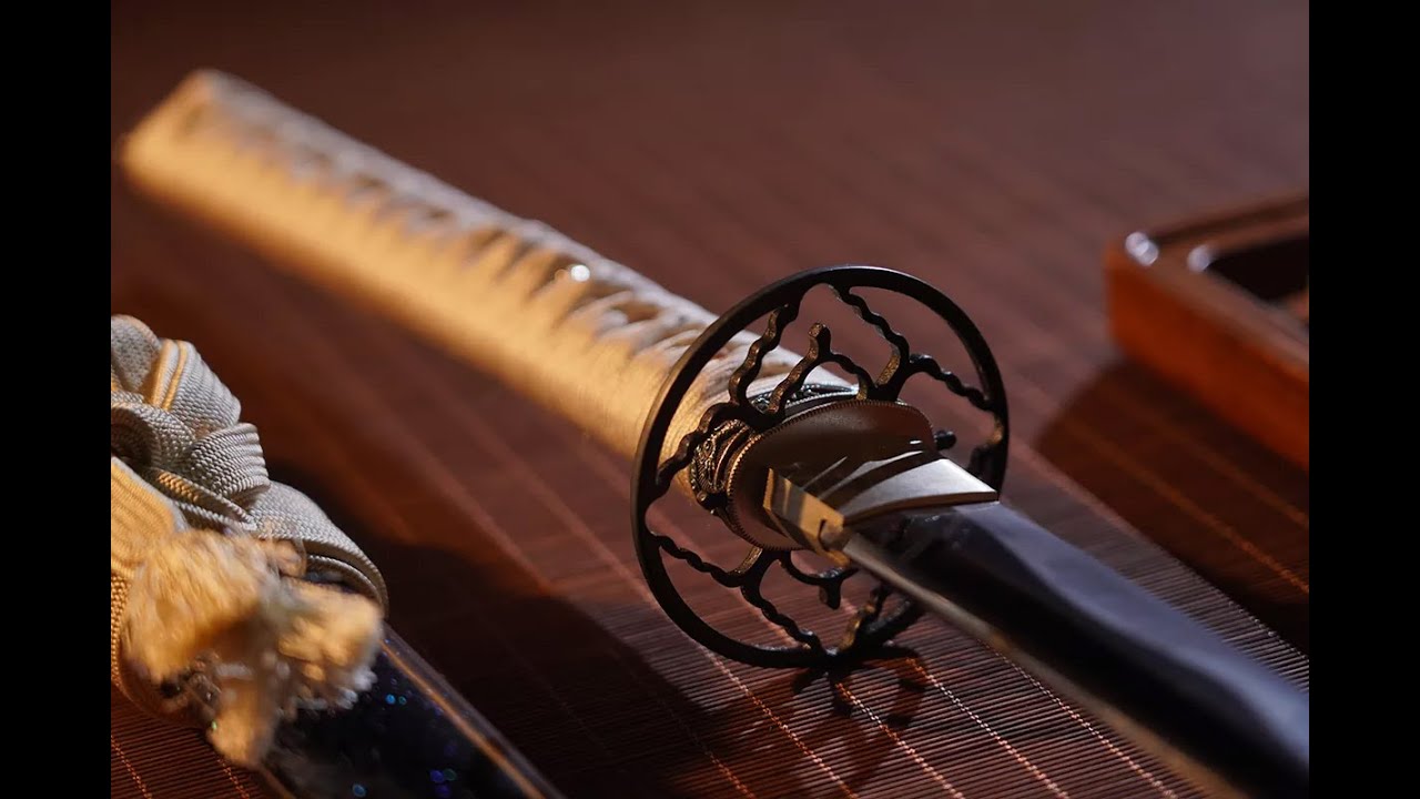 Clay Temper Gunome-Choji Dragon fittings katana (Japanese sword) - Zsey