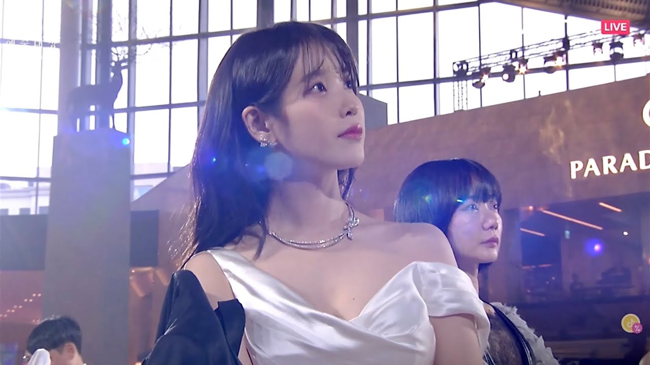 제59회 백상예술대상 아이유 cut (레드카펫, 인기상 수상)